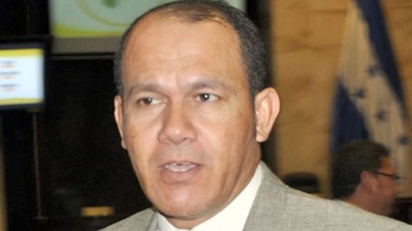 Luis Cruz buscará Alcaldía desligado de Libre